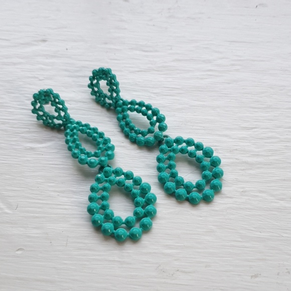 Earrings - Picture 2 of 3